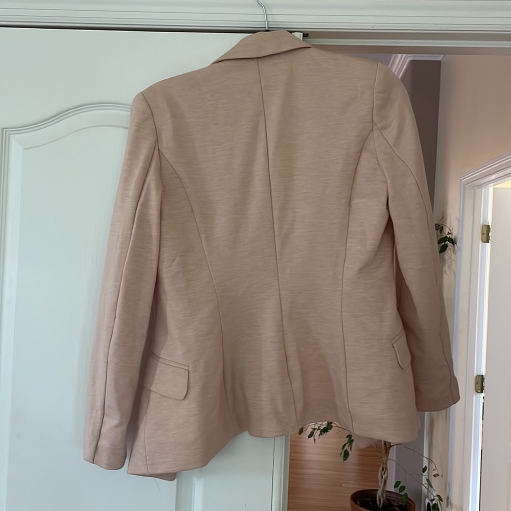 Pink blazer - Picture 2 of 2